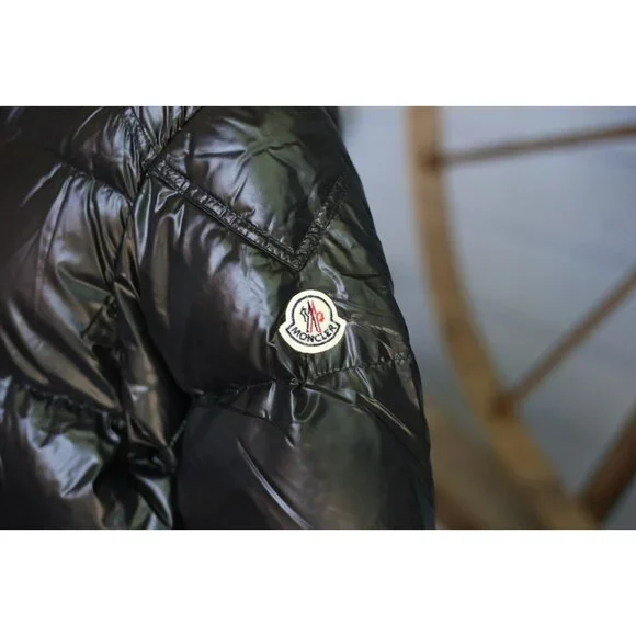 $1,790 Moncler Ever Puffer Down Jacket Nylon Black Size 1/Small MINT
